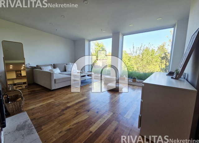 REMETE-KUĆA SA TRI STANA 230M2-OBNOVLJENA-BEZ PROVIZIJE ZA KUPCE!