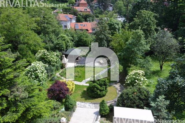 Pantovčak, 528 m2, kompletno obnovljena kuća + 763 m2 okućnice